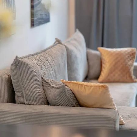 Apartamento Nowoczesny Z Balkonem W Spokojnej Okolicy By Renters *