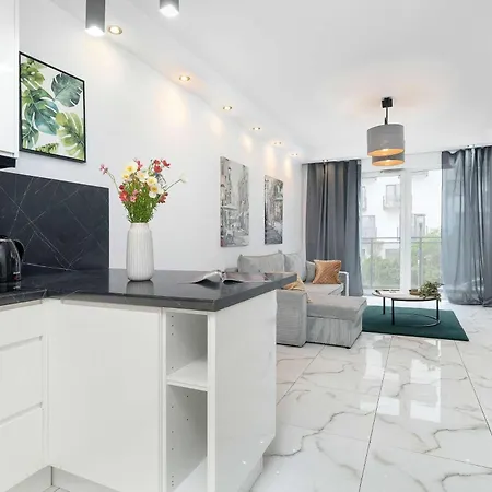 公寓 Nowoczesny Z Balkonem W Spokojnej Okolicy By Renters